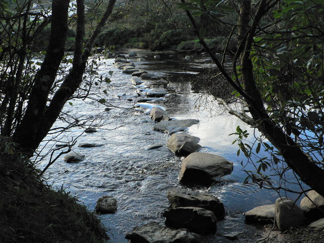 Stepping_Stones_across_Carradale_Water_-_geograph.org.uk_-_277471